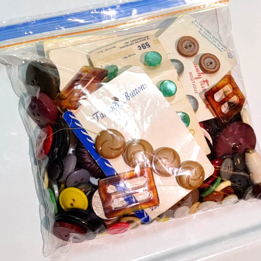 Mystery Bag Of Buttons